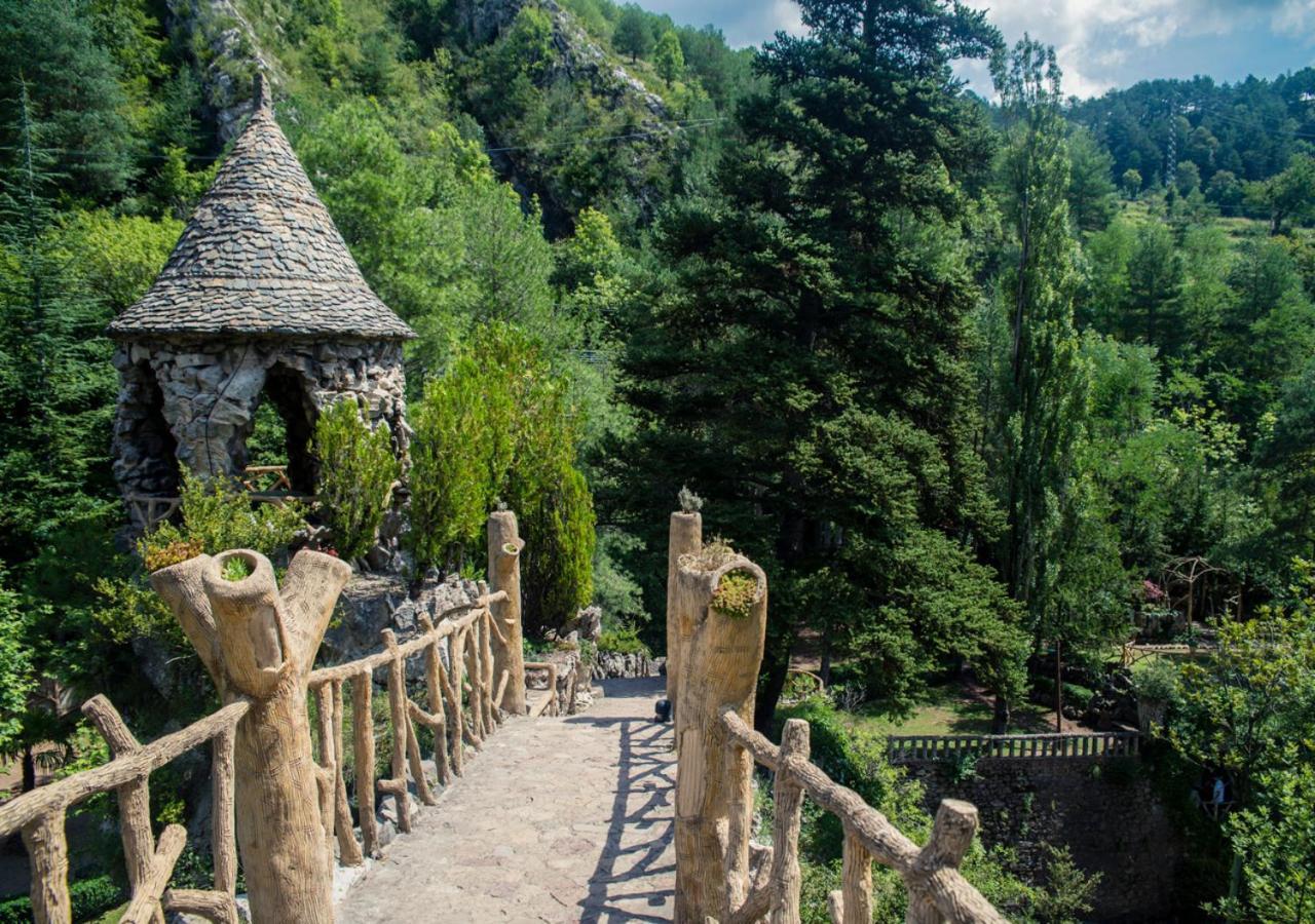 Apartamento Con Encanto En El Pirineo La Pobla de Lillet Kültér fotó