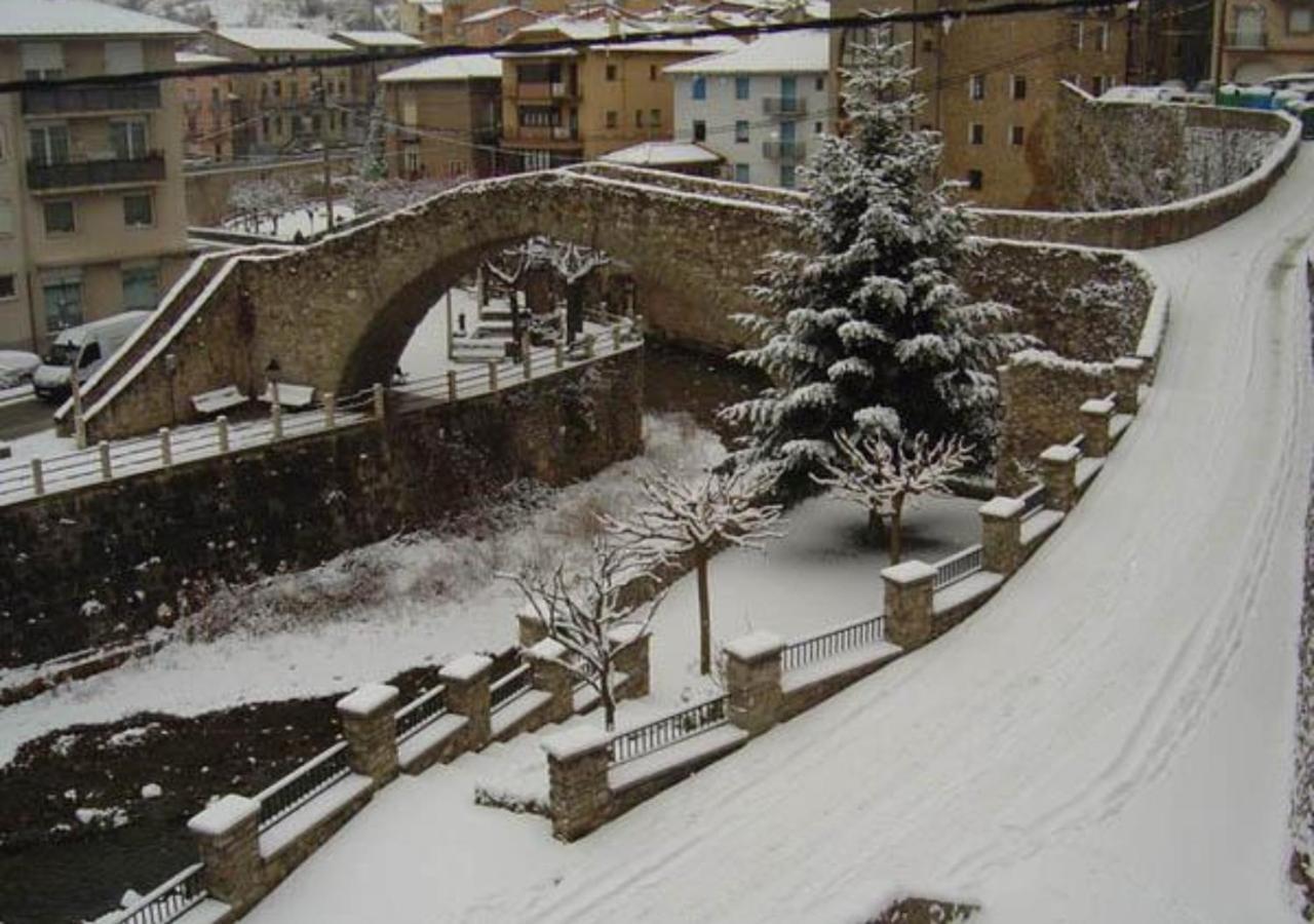 Apartamento Con Encanto En El Pirineo La Pobla de Lillet Kültér fotó
